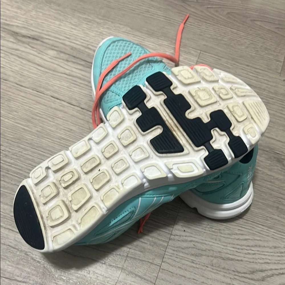 Reebok - training Athletic Shoes - Picture 6 of 6